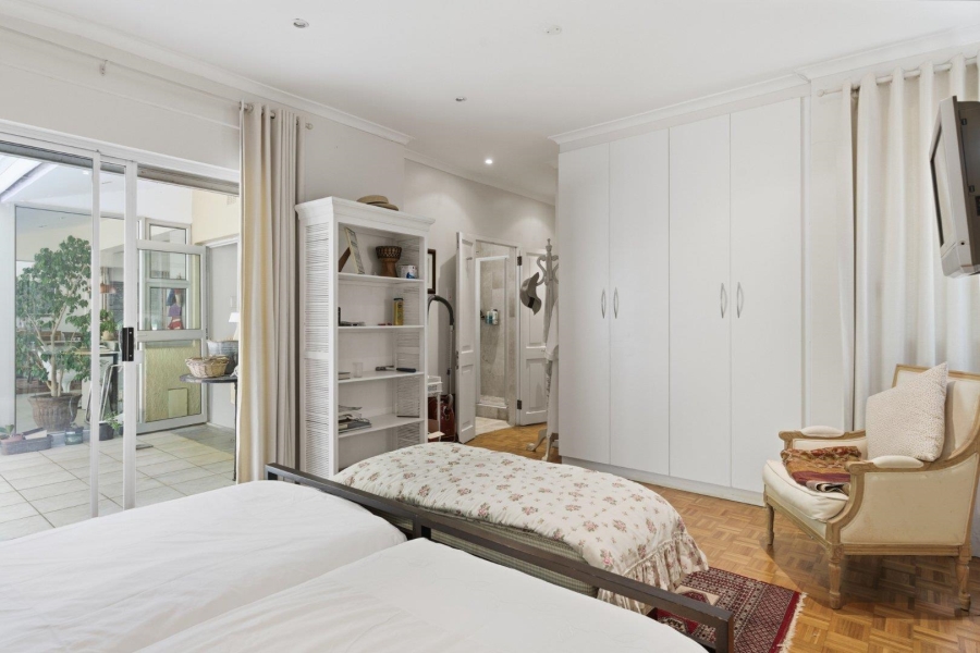 4 Bedroom Property for Sale in Camps Bay Western Cape
